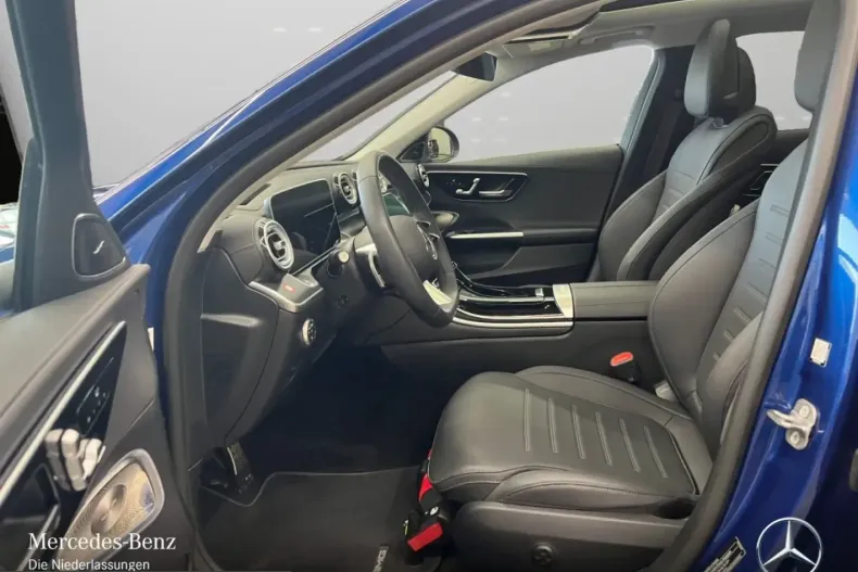 Mercedes-Benz C 300 (Clasa C) din 2025 cu 9.935 km - oferta MER245036 - foto 8