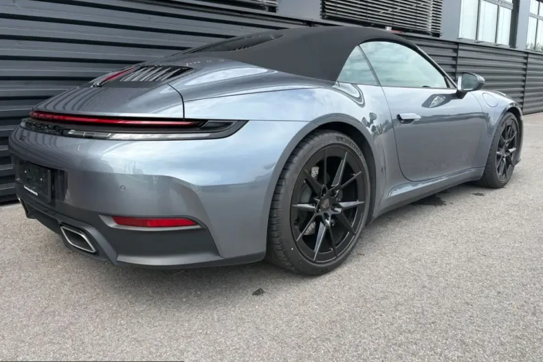 Porsche 992 din 2025 cu 23.700 km - oferta POR245039 - foto 4
