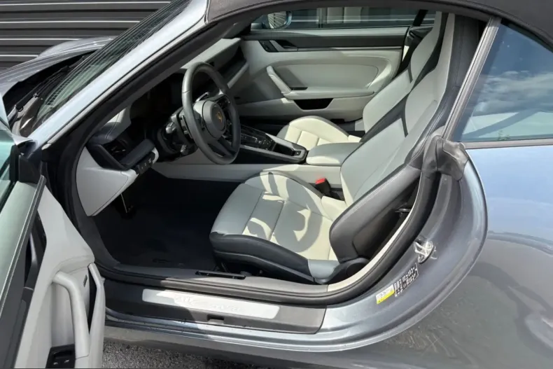 Porsche 992 din 2025 cu 23.700 km - oferta POR245039 - foto 14