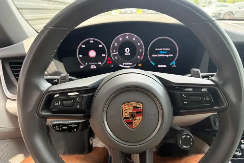 Porsche 992 din 2025 cu 23.700 km - oferta POR245039 - foto 17