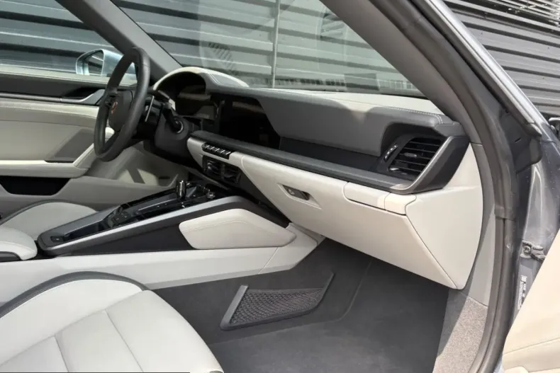 Porsche 992 din 2025 cu 23.700 km - oferta POR245039 - foto 19