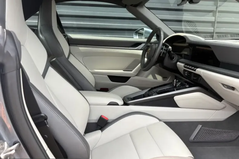 Porsche 992 din 2025 cu 23.700 km - oferta POR245039 - foto 20