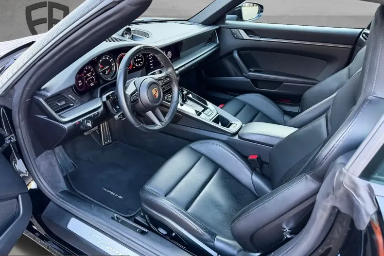 Porsche 992 din 2023 cu 22.300 km - oferta POR245040 - foto 9