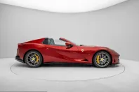 Ferrari 812 din 2021 cu 18.125 km - oferta FER245046 - foto 4