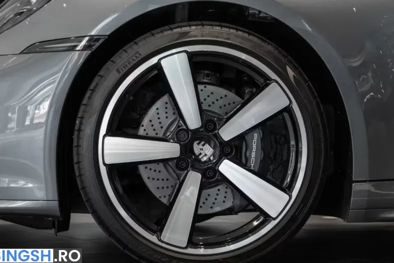 Porsche 992 din 2026 cu 961 km - oferta POR245047 - foto 9