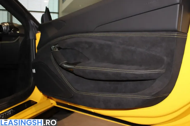 Ferrari F8 din 2022 cu 23.500 km - oferta FER245050 - foto 22