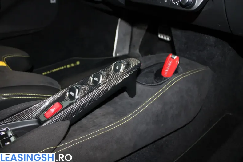 Ferrari F8 din 2022 cu 23.500 km - oferta FER245050 - foto 23
