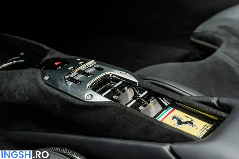 Ferrari 296 GTS din 2025 cu 7.859 km - oferta FER245051 - foto 26