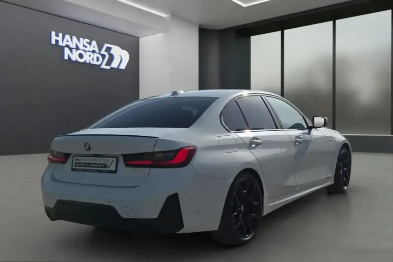 BMW 318 (Seria 3) din 2025 cu 10.701 km - oferta BMW245052 - foto 3