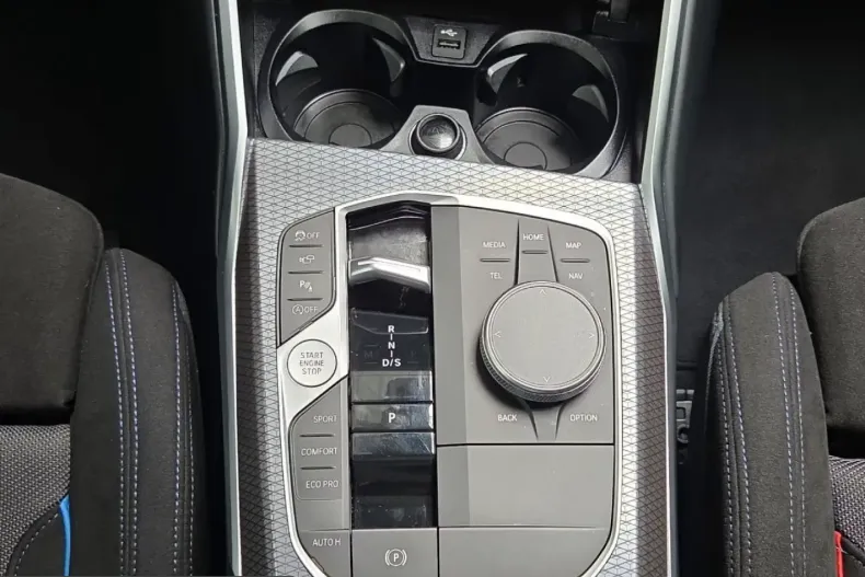 BMW 320 (Seria 3) din 2025 cu 25.000 km - oferta BMW245053 - foto 15