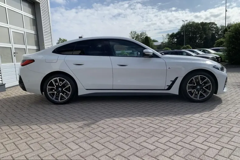 BMW 420 (Seria 4) din 2024 cu 39.199 km - oferta BMW245059 - foto 4