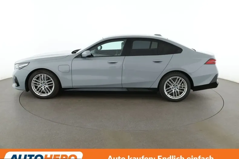 BMW 530 (Seria 5) din 2025 cu 22.228 km - oferta BMW245061 - foto 2