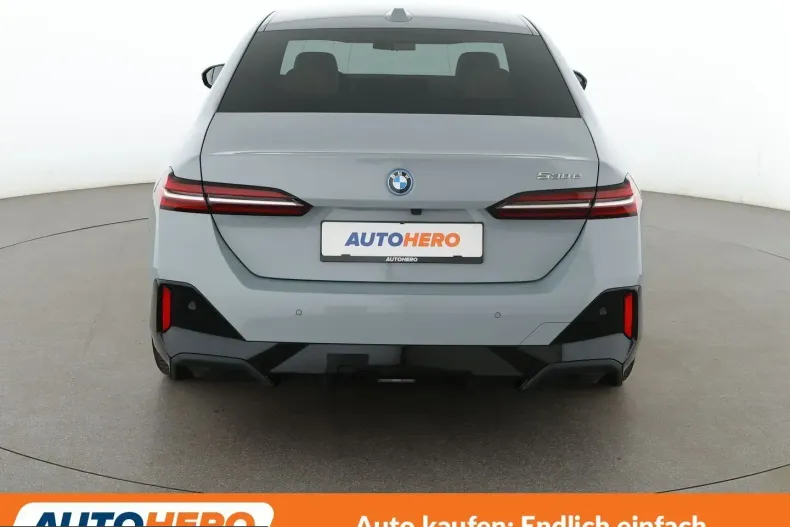 BMW 530 (Seria 5) din 2025 cu 22.228 km - oferta BMW245061 - foto 4
