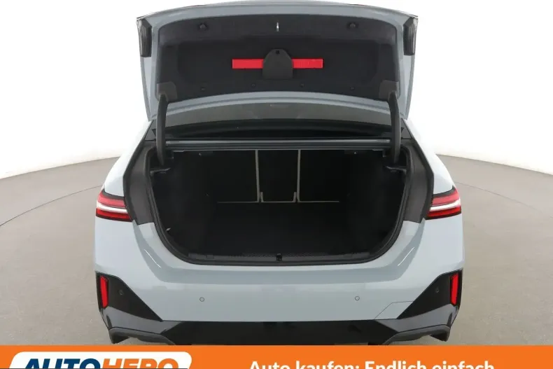 BMW 530 (Seria 5) din 2025 cu 22.228 km - oferta BMW245061 - foto 14