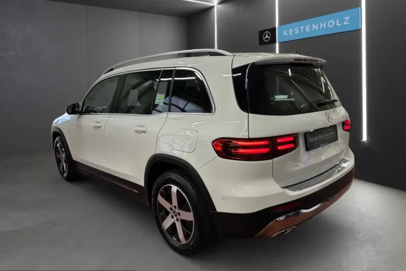 Mercedes-Benz GLB 200 (Clasa GLB) din 2025 cu 9.430 km - oferta MER245062 - foto 5