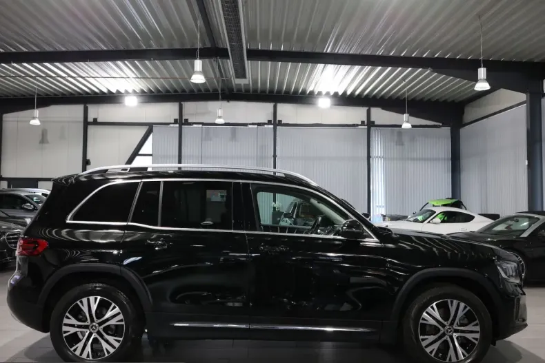 Mercedes-Benz GLB 200 (Clasa GLB) din 2024 cu 40.000 km - oferta MER245063 - foto 10