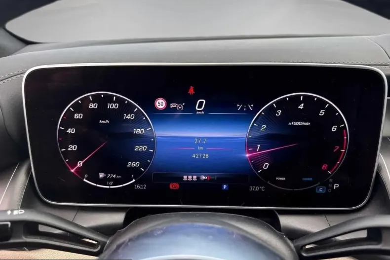 Mercedes-Benz GLC 200 (Clasa GLC) din 2024 cu 42.728 km - oferta MER245064 - foto 7