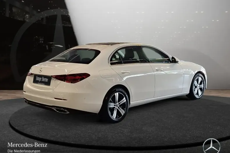 Mercedes-Benz C 300 (Clasa C) din 2025 cu 39.168 km - oferta MER245067 - foto 5