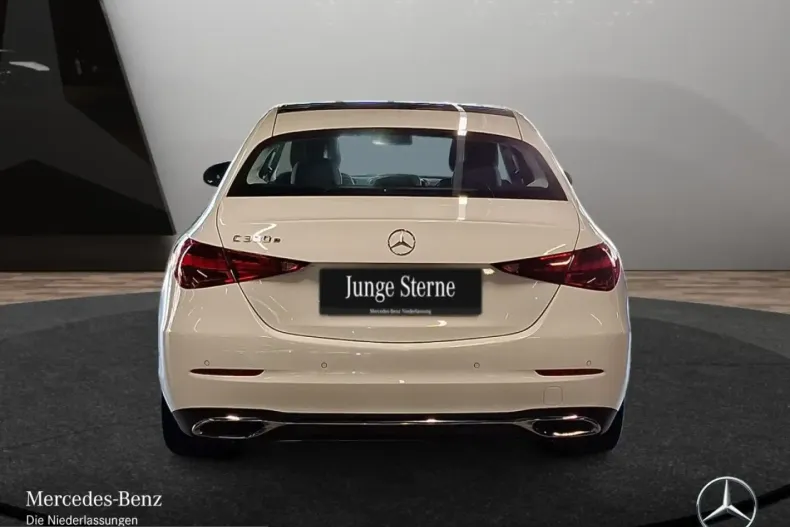 Mercedes-Benz C 300 (Clasa C) din 2025 cu 39.168 km - oferta MER245067 - foto 6