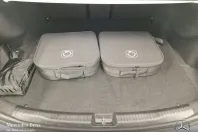 Mercedes-Benz C 300 (Clasa C) din 2025 cu 39.168 km - oferta MER245067 - foto 15