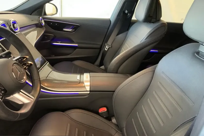 Mercedes-Benz C 300 (Clasa C) din 2022 cu 61.100 km - oferta MER245071 - foto 9
