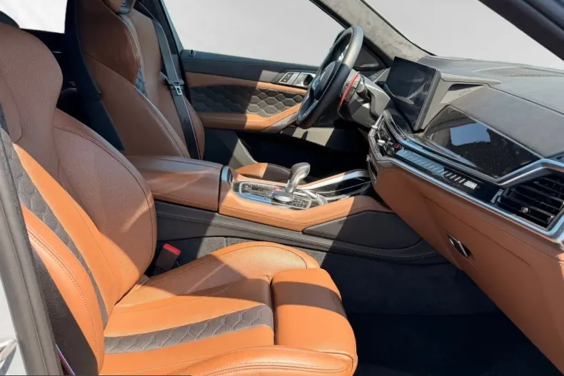 BMW X6 (Seria X) din 2025 cu 14.990 km - oferta BMW245073 - foto 6