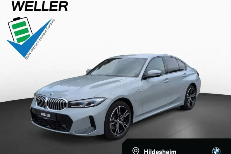 BMW 330 (Seria 3) din 2025 cu 26.513 km - oferta BMW245077 - foto 1