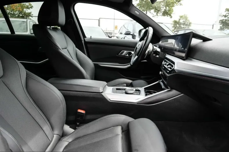 BMW 330 (Seria 3) din 2023 cu 46.618 km - oferta BMW245081 - foto 16
