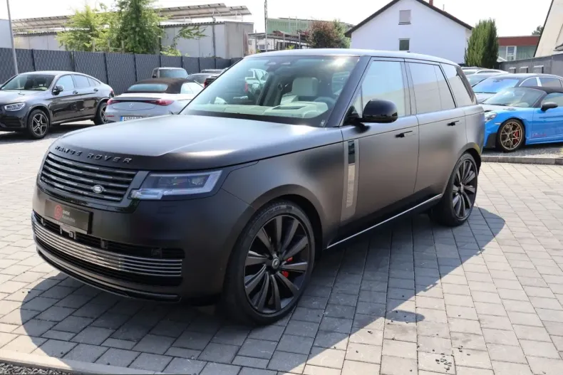 Land Rover Range Rover din 2025 cu 3.900 km - oferta LAN245090 - foto 4