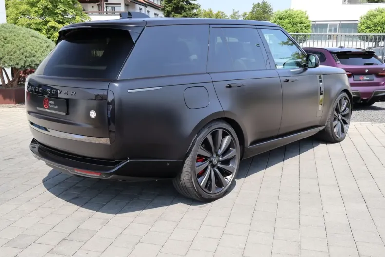 Land Rover Range Rover din 2025 cu 3.900 km - oferta LAN245090 - foto 8