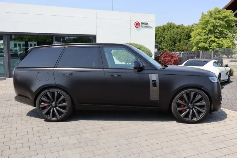 Land Rover Range Rover din 2025 cu 3.900 km - oferta LAN245090 - foto 9
