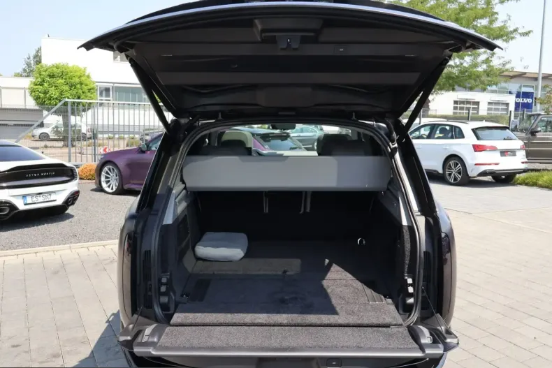 Land Rover Range Rover din 2025 cu 3.900 km - oferta LAN245090 - foto 25