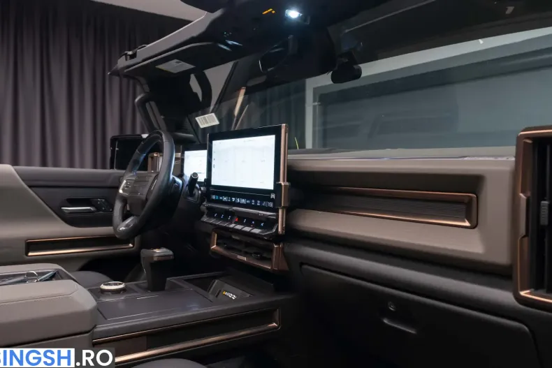 Hummer EV din 2024 cu 14.900 km - oferta HUM245092 - foto 37
