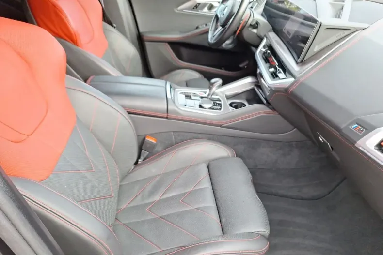 BMW XM (Seria X) din 2023 cu 48.350 km - oferta BMW245095 - foto 15