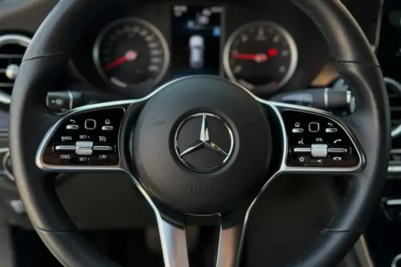 Mercedes-Benz GLC 220 (Clasa GLC) din 2023 cu 124.000 km - oferta MER245097 - foto 16