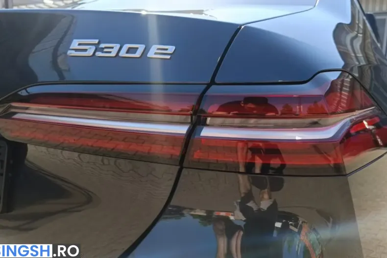 BMW 530 (Seria 5) din 2025 cu 6.434 km - oferta BMW245099 - foto 7