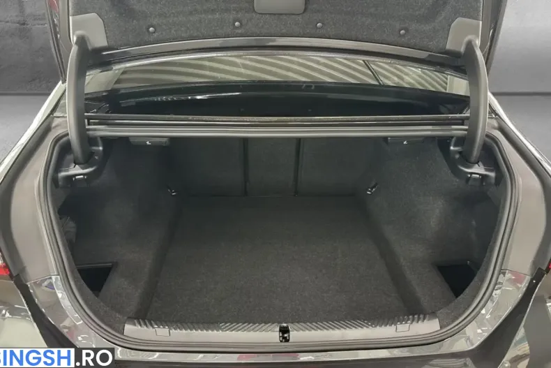 BMW 530 (Seria 5) din 2025 cu 8.334 km - oferta BMW245100 - foto 13