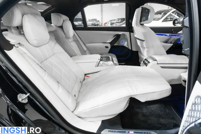 BMW M760 (Seria 7) din 2024 cu 12.700 km - oferta BMW245107 - foto 3