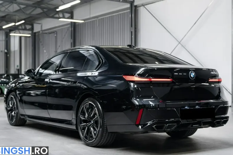 BMW M760 (Seria 7) din 2024 cu 12.700 km - oferta BMW245107 - foto 6