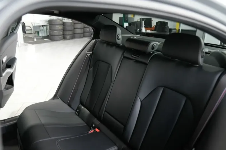BMW 320 (Seria 3) din 2025 cu 57.876 km - oferta BMW245125 - foto 32