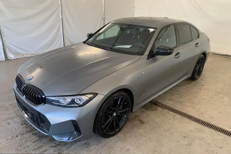 BMW 320 (Seria 3) din 2024 cu 33.000 km - oferta BMW245127 - foto 1