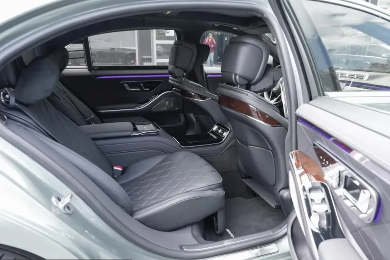 Mercedes-Benz S 450 (Clasa S) din 2025 cu 5.700 km - oferta MER245134 - foto 11
