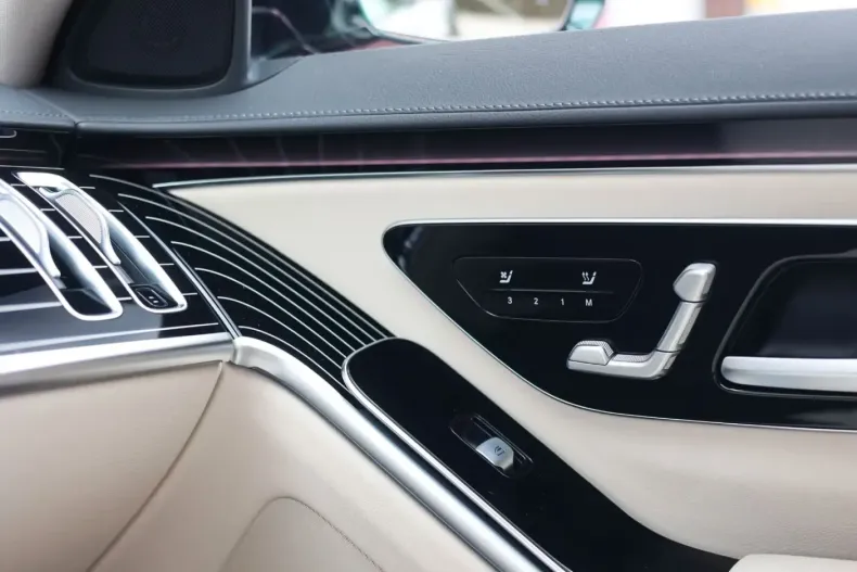 Mercedes-Benz S 450 (Clasa S) din 2023 cu 49.151 km - oferta MER245136 - foto 37