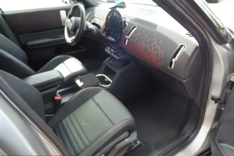 MINI Countryman S (Cooper) din 2025 cu 11.950 km - oferta MIN245141 - foto 18
