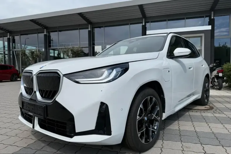BMW X3 (Seria X) din 2025 cu 19.885 km - oferta BMW245146 - foto 1