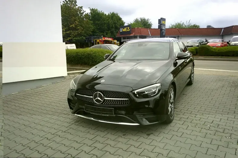 Mercedes-Benz E 300 (Clasa E) din 2021 cu 80.000 km - oferta MER245151 - foto 3