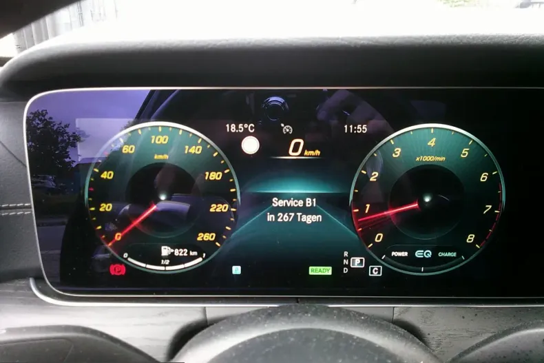 Mercedes-Benz E 300 (Clasa E) din 2021 cu 80.000 km - oferta MER245151 - foto 10