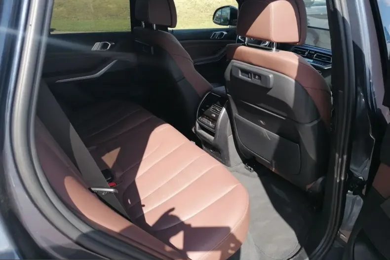 BMW X5 (Seria X) din 2022 cu 87.095 km - oferta BMW245156 - foto 14