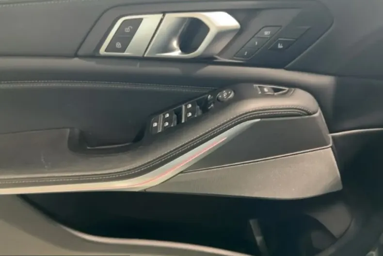 BMW X5 (Seria X) din 2023 cu 95.569 km - oferta BMW245157 - foto 12
