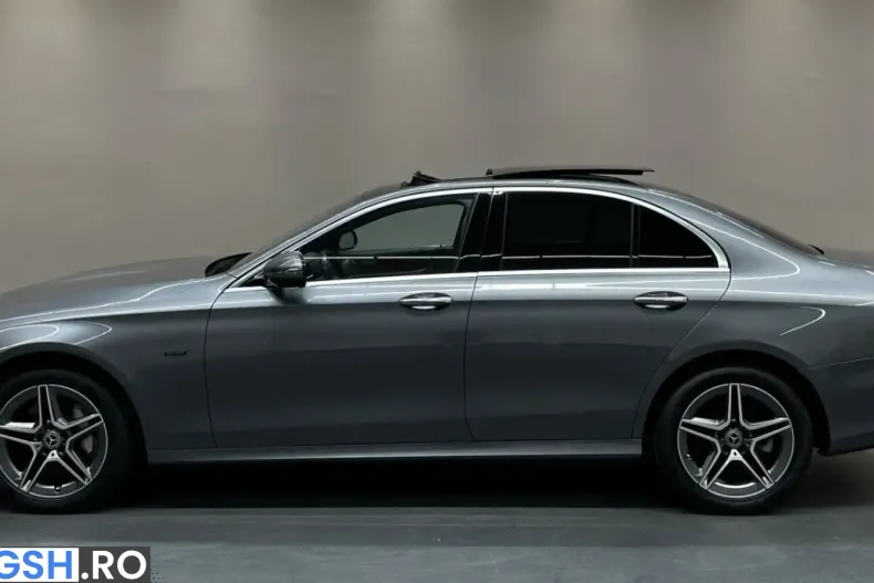 Mercedes-Benz E 300 (Clasa E) din 2021 cu 56.600 km - oferta MER245159 - foto 3